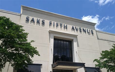 saks fifth avenue richmond va